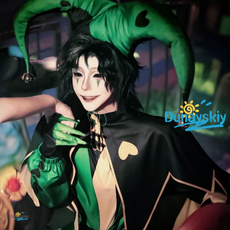 زي تنكري للرجال على شكل مهرج ب - مراجعة Anime And Cosplay Expo 2025 وسعره