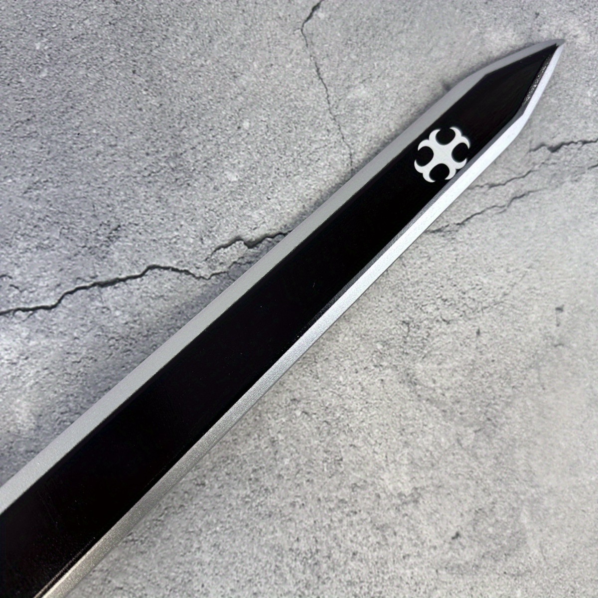 108 سنتيمتر كيريجايا كازوتو كا - مراجعة Anime Cosplay Katana وسعره
